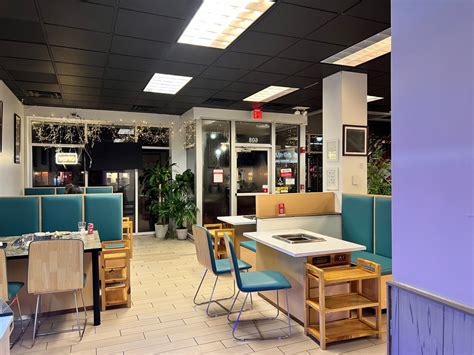 A Hot Pot Newbie S Dinner At Cao S Hot Pot Smile Politely Champaign Urbana S Culture Magazine
