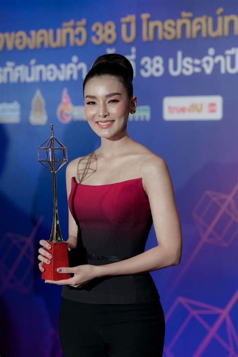 Tnn ช่อง16 คว้ารางวัล รายการข่าวดีเด่น เวทีโทรทัศน์ทองคำ 2 ปีซ้อน