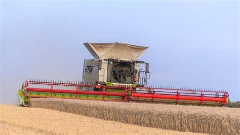 Claas Lexion My Convio Un Chantier De Moisson