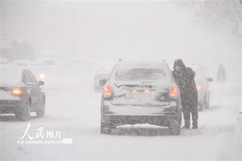 山东威海：寒潮肆虐 暴雪袭城【9】 时政 人民网