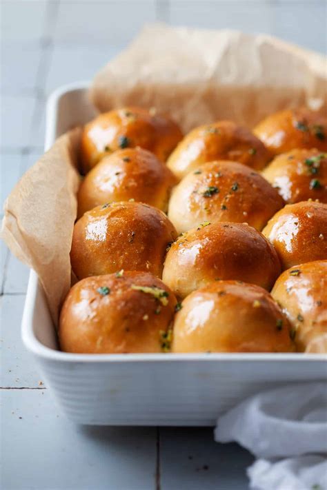 Vegan Garlic Butter Dinner Rolls Vibrant Plate