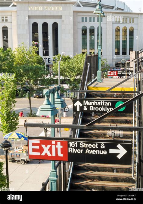 4 Train, Subway Stop Signage, 161st Street and Yankee Stadium, The ...