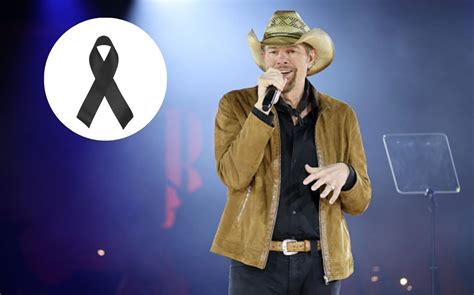 Muere cantante de country Toby Keith por cáncer de estómago Salud180