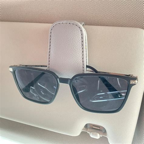 Hsr Car Accessories Universal Sunglasses Goggles Holder For Car Sun Visor Magnetic Leather