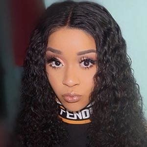 Stunna Girl - Age, Family, Bio | Famous Birthdays