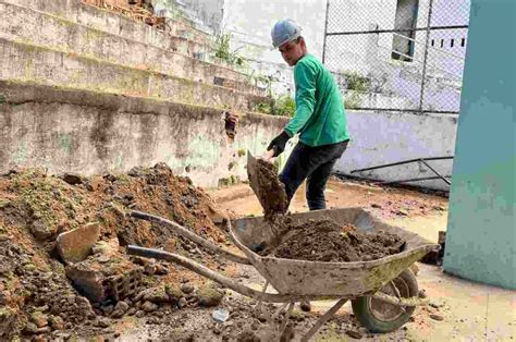 Santana do Mundaú obras de reforma da Escola Monsenhor Clóvis Duarte