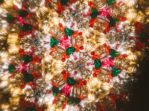 Colores Y Símbolos De La Navidad El árbol El Papel Regalo Y Papé Noel