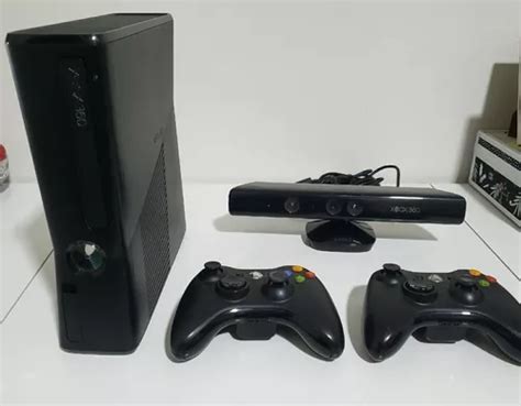 Microsoft Xbox 360 Kinect E 4gb Standard 12 Jogos 2 Controles