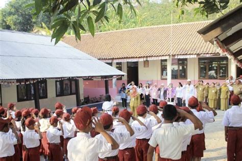 KALTIM BERPRESTASI 20 SD Unggulan Terbaik Di Kota Bontang Akreditasi A