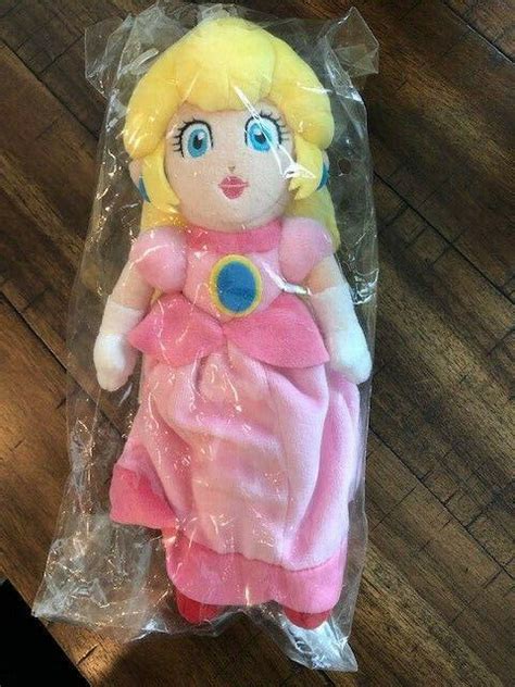 Sanei Super Mario All Star Collection Ac05 10 Princess Peach Small