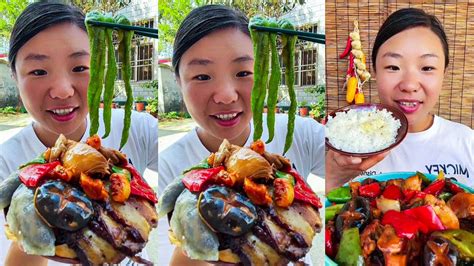 Rural Home Eating Mei Cai Pork Belly With Spicy Moldy Tofu And Braised