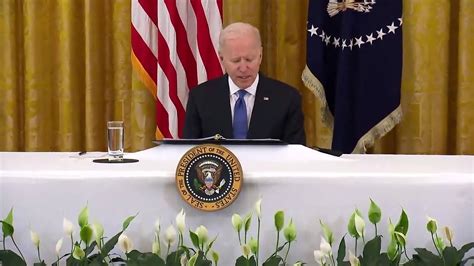 El presidente Biden celebra una reunión de gabinete Vídeo Dailymotion