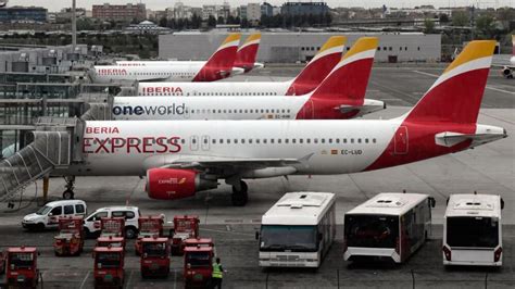 Cancelan Más De 400 Vuelos En España Por Huelga De Iberia Bluradio