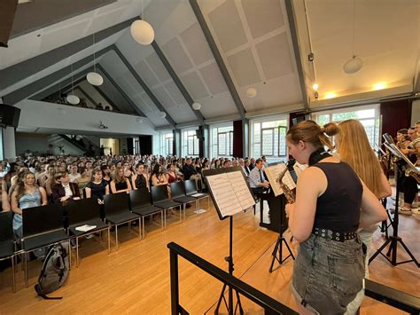 Marienschule Xanten Verabschiedet Abschlussjahrgang