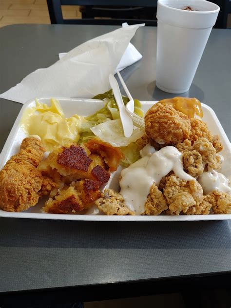 Hartz Chicken Buffet Huntsville Tx 77340 Menu Hours Reviews And