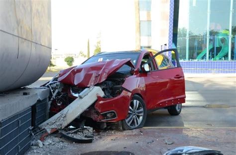 Padre Y Hija Sufren Accidente Automovil Stico En Culiac N