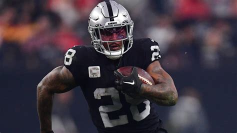 Josh Jacobs Prepared To Take Drastic Step Amid Stalemate With Raiders