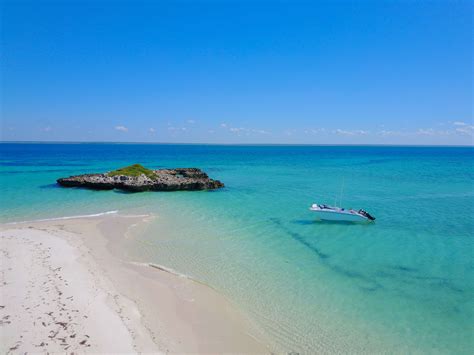 20 Photos To Inspire You To Visit Bazaruto Island The Blonde Abroad
