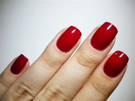 31 Day Challenge Red Nails 01 Day Tereska H S Missbeautyaddict