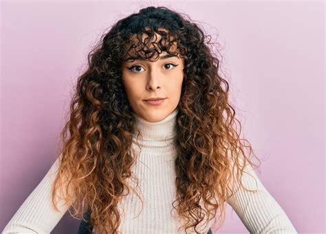 Modern Curly Hairstyles For Square Face To Try In Hairstylecamp