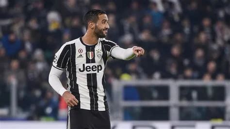 Mercato Om Une Bataille Royale Pr Voir Pour Benatia Le Sport