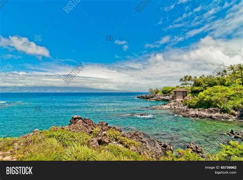 Ocean View West Maui's Image & Photo (Free Trial) | Bigstock