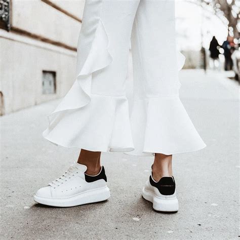 Top H Ng Gi Y Th Thao H Ng Hi U Hot Nh T T I Vi T Nam