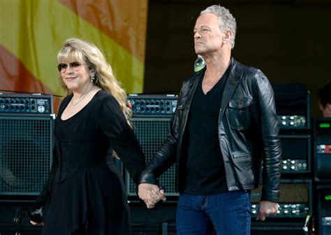 Lindsey Buckingham Says It's 'Possible' Stevie Nicks Never 'Completely ...