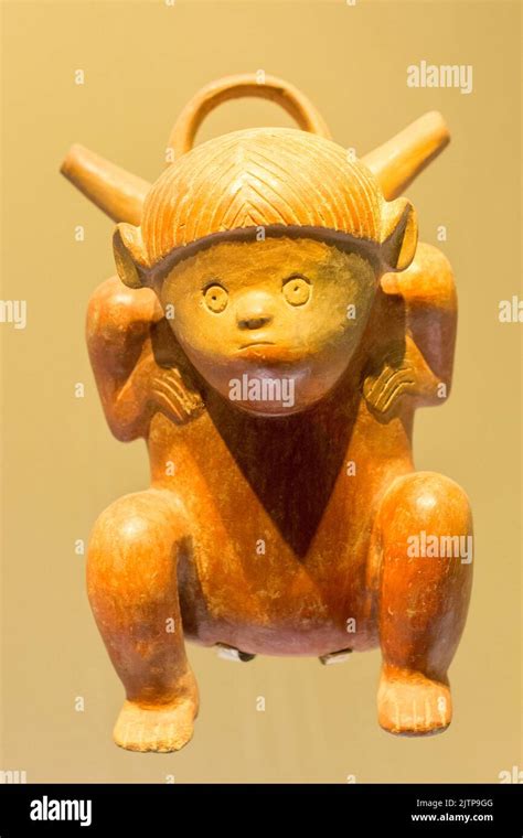 Pre Columbian Ceramic On Display In The Museo Del Oro The Museum Of