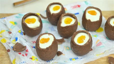 Huevos de Pascua rellenos de mousse de chocolate blanco Receta fácil