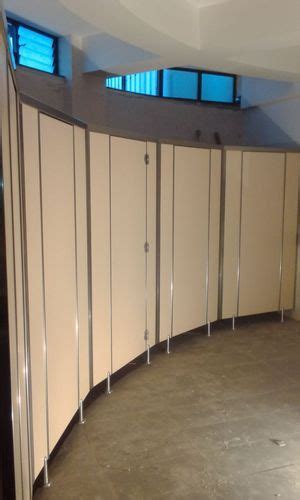 Stainless Steel T Line Toilet Partition For Industrial Commercial At