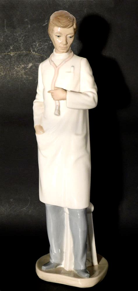 Vtg Zaphir Lladro Male Physician Medical Doctor Figurine Spain