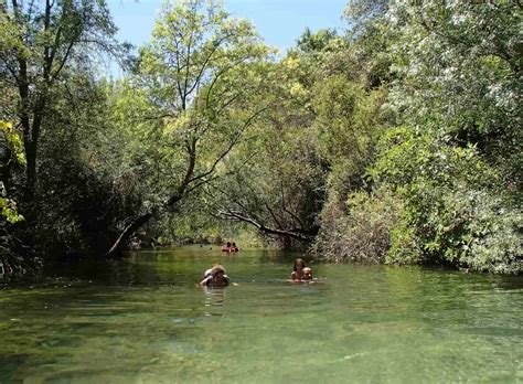 El Burgo cuenca del río Turón en el interior de Málaga Hotel La Garganta