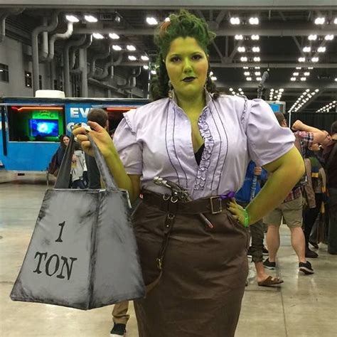 Wild West Shehulk Imgur Plus Size Cosplay Superhero Cosplay Curvy Cosplay