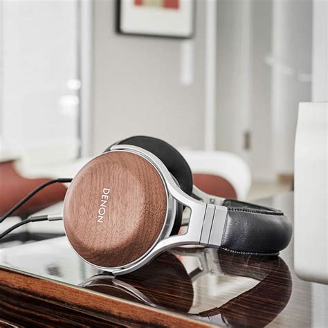 Cuffia Over-Ear in Memory Foam Denon AH-D7200