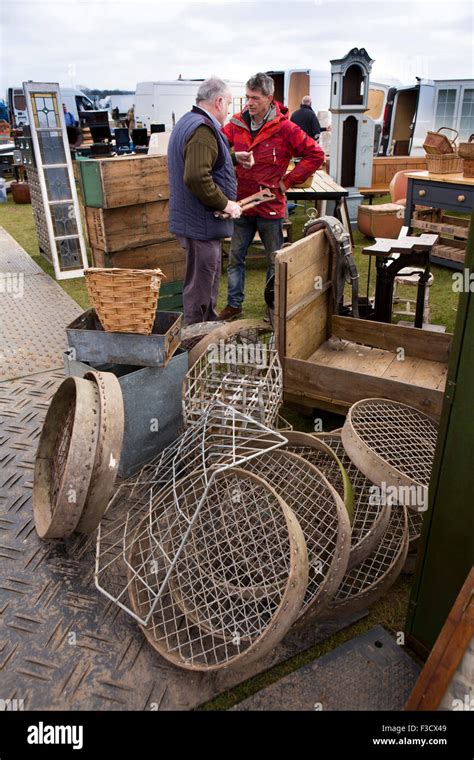 Uk England Lincolnshire Lincoln Antiques Fair Dealer And Customer