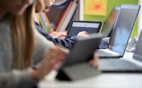 Digitalisierung und Bildung Schule der Zukunft ohne Klassenräume