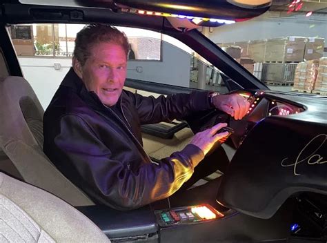 Se subasta el KITT El auto increíble personal de David Hasselhoff