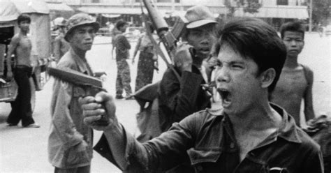 Los Crímenes Cometidos Por El Horror Genocida De Los Jemeres Rojos