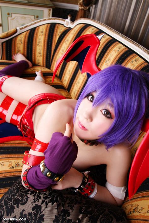 Ringo Mitsuki Heresy Darkstalkers Lilith Aensland Naked Cosplay