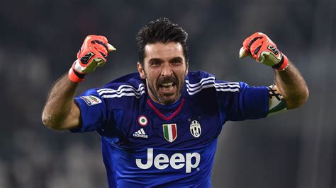 Juventus Keeper Gianluigi Buffon Celebrates 20 Years Since Debut
