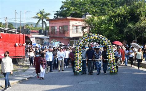 Inició la tradicional feria en honor a la Virgen del Rosario El Sol