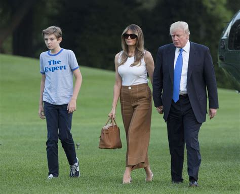 Barron Trump, el hijo menor de Donald Trump, cumple 18 años, ¡mira cómo ...