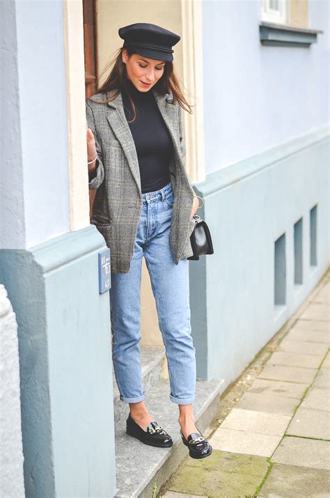 Outfit Mom Jeans And Neue Loafers Von Tods