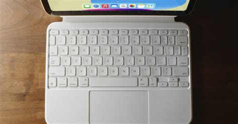 Apples Magic Keyboard Folio For The New Ipad Has A Key Function Row