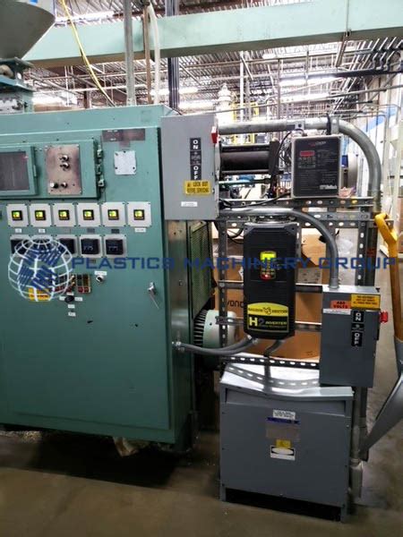 Uniloy Model 2014, 2 Head - Plastics Machinery Group