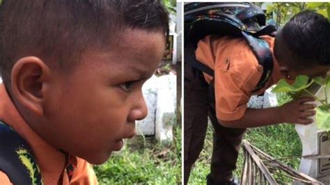 MOMEN Haru Bocah SD Di Aceh Curhat Di Makam Ibunya Minta Izin Masuk