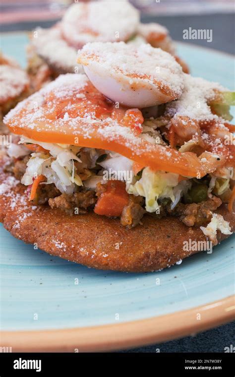 Enchiladas salvadoran hi-res stock photography and images - Alamy