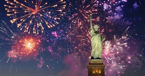 Nyc Oudejaarsavond Buffetdiner Vuurwerk Havencruise Getyourguide