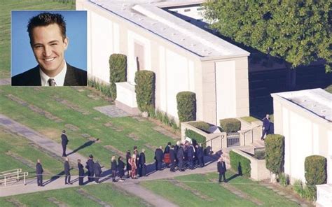 Matthew Perry Funeral Details, Friends Cast Attendance, And Loved Ones ...
